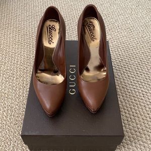 Gucci Brown Pumps